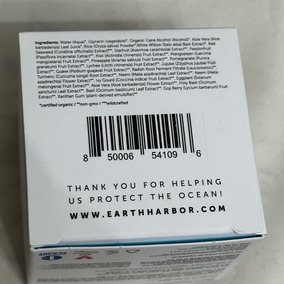 Earth Harbor Glow Juice Refining Enzyme Mask NIB - Picture 3 of 4